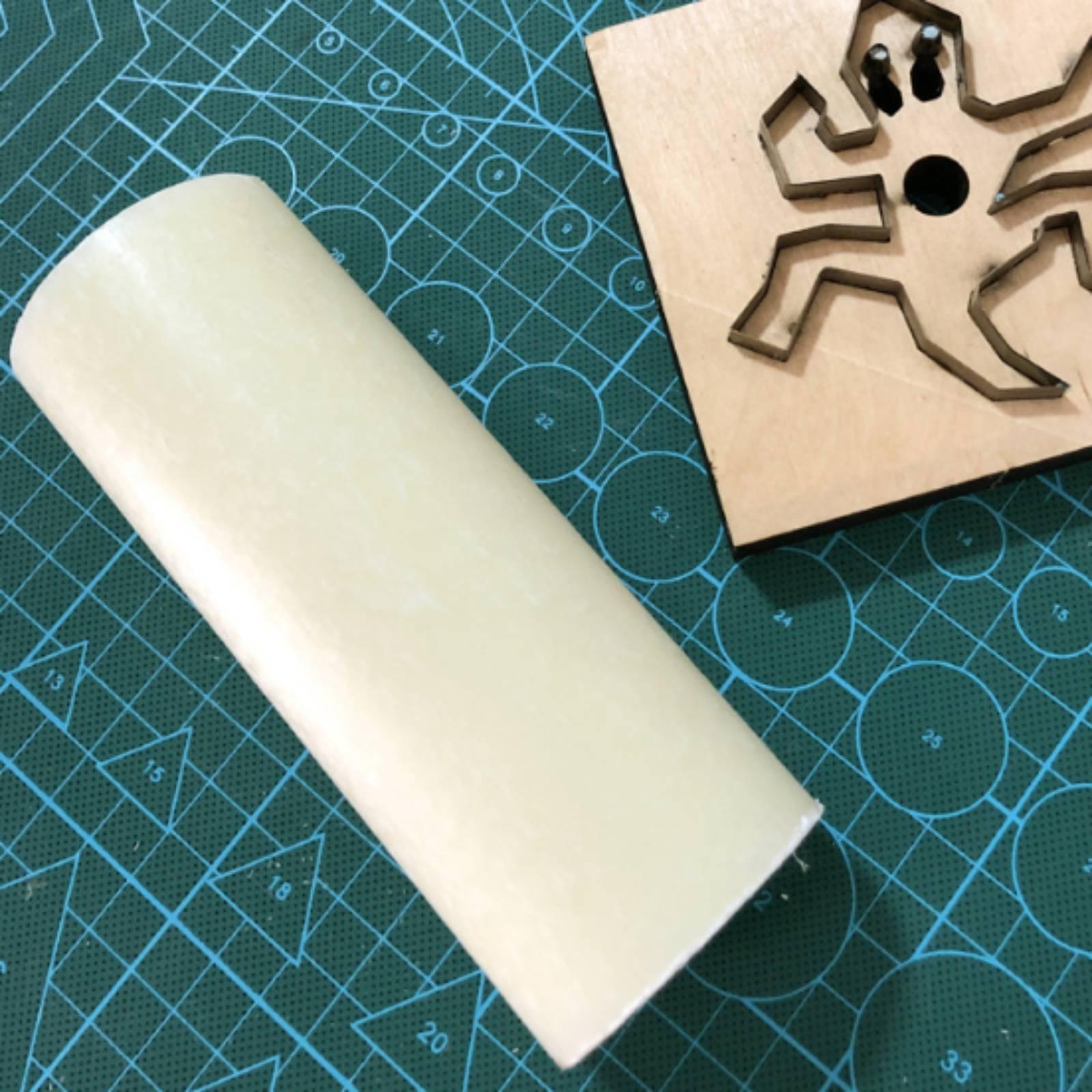 Nylonowy młotek do cięcia skór – Craft Tools recenzja i cena